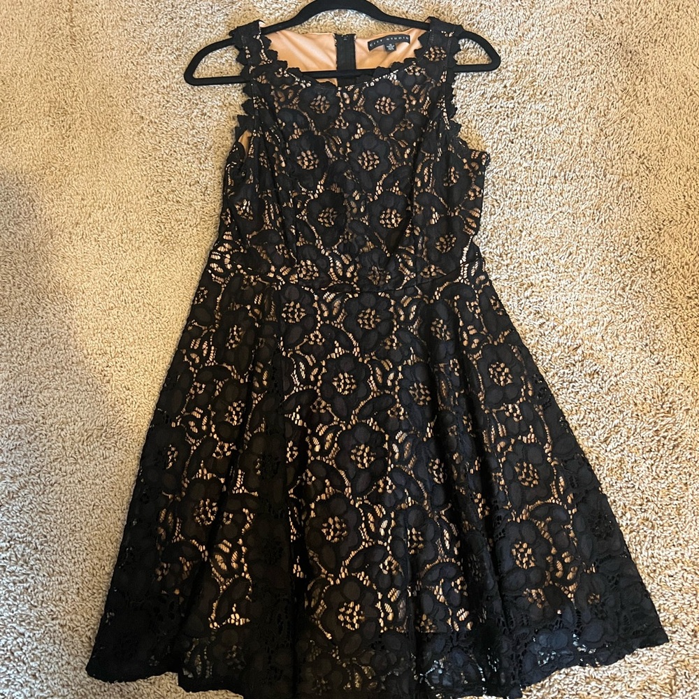 Elegant Black Lace Dress